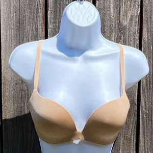 b. temptd tan bra size 32D